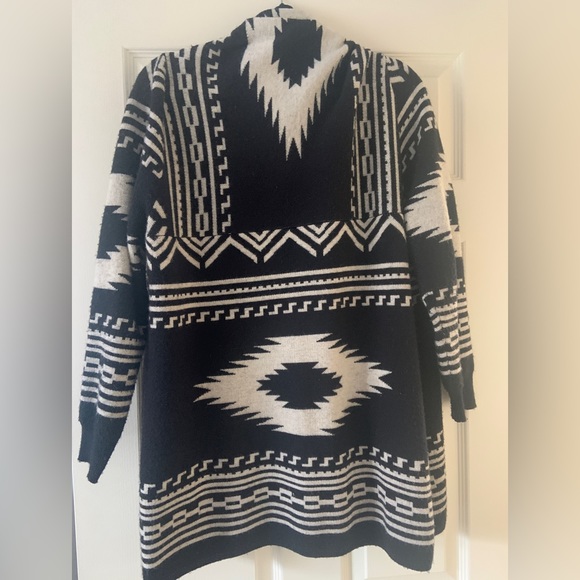 BCBG super cozy sweater - Picture 3 of 5